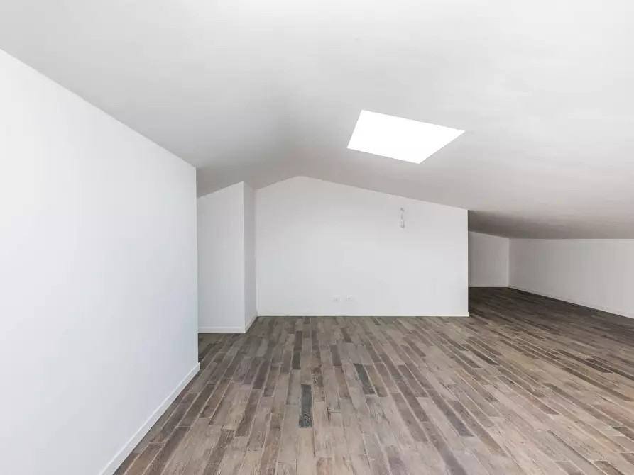 Immagine 15 di Appartamento in vendita  in Via Palaverta 69 a Marino