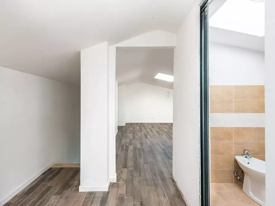 Immagine 18 di Appartamento in vendita  in Via Palaverta 69 a Marino