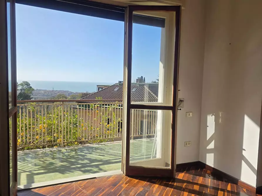 Immagine 6 di Appartamento in vendita  in Viale delle Tamerici B2/2 a Salerno