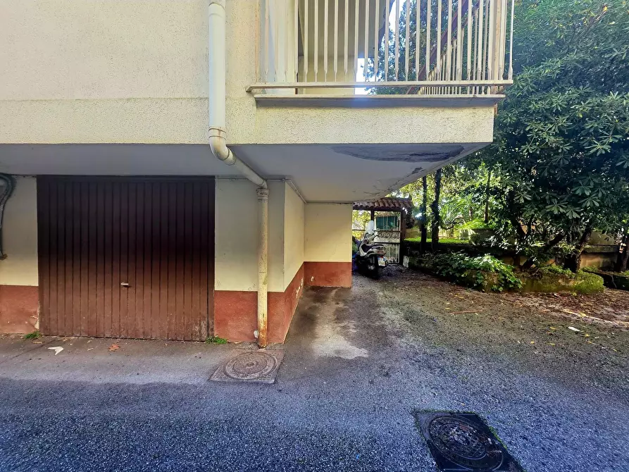 Immagine 25 di Appartamento in vendita  in Viale delle Tamerici B2/2 a Salerno