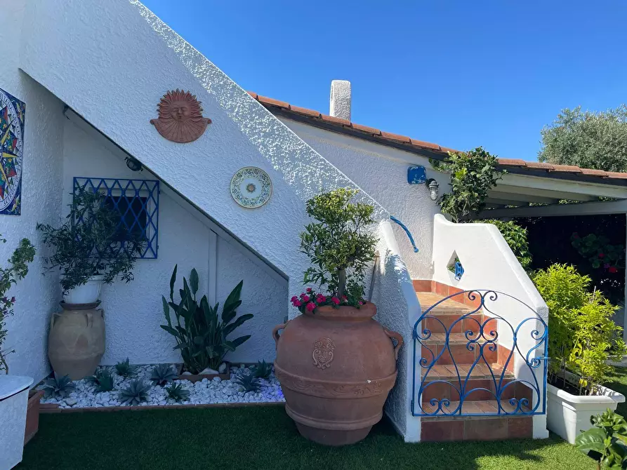 Immagine 6 di Villa in vendita  in viale europa a San Felice Circeo