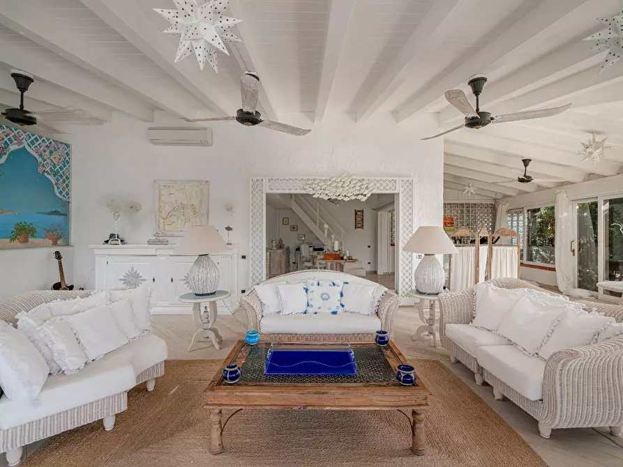 Immagine 11 di Villa in vendita  in Porto Rotondo Marinella Snc a Aggius