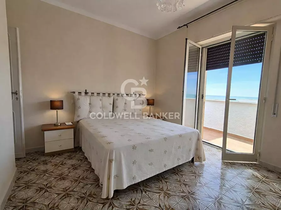 Immagine 15 di Casa semindipendente in vendita  in Lungomare delle Nereidi a Tarquinia