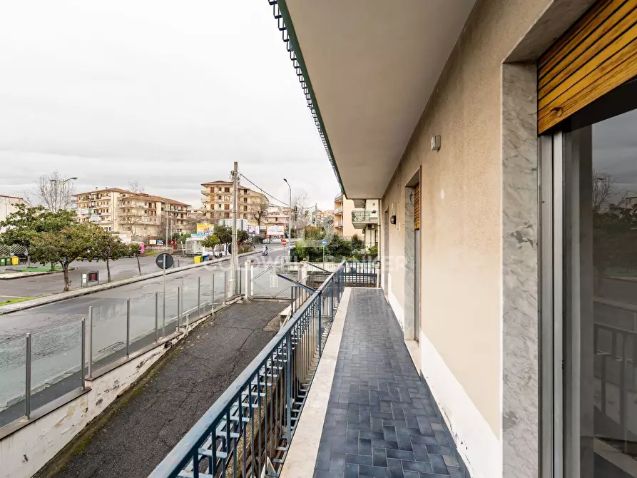 Immagine 21 di Appartamento in vendita  in Via Eugenio Montale 25 a Acireale