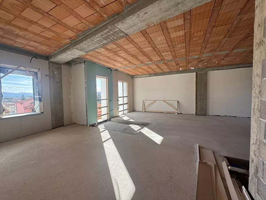 Immagine 23 di Appartamento in vendita  in Via Vela a Olbia