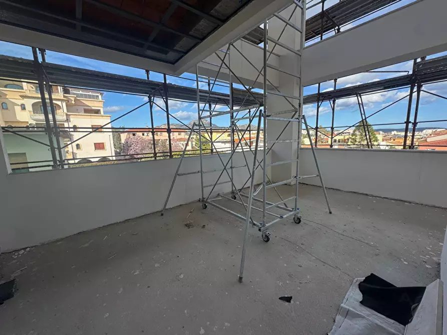 Immagine 27 di Appartamento in vendita  in Via Vela a Olbia