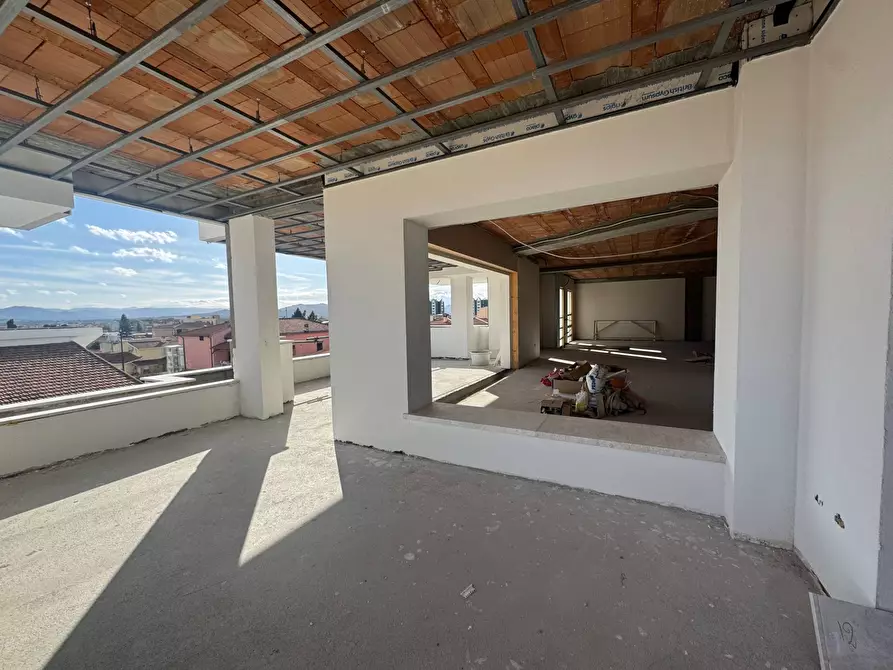 Immagine 31 di Appartamento in vendita  in Via Vela a Olbia