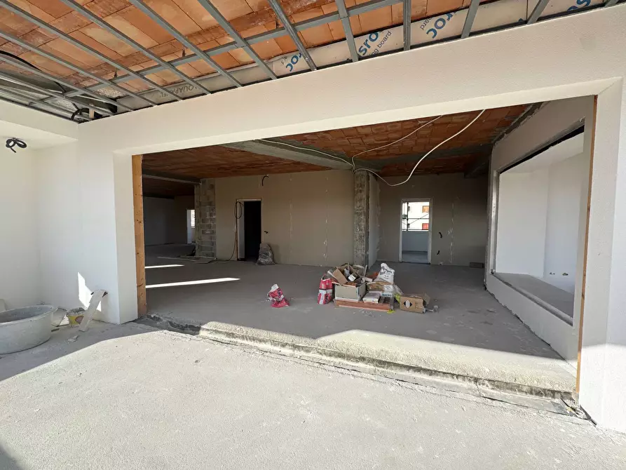 Immagine 35 di Appartamento in vendita  in Via Vela a Olbia