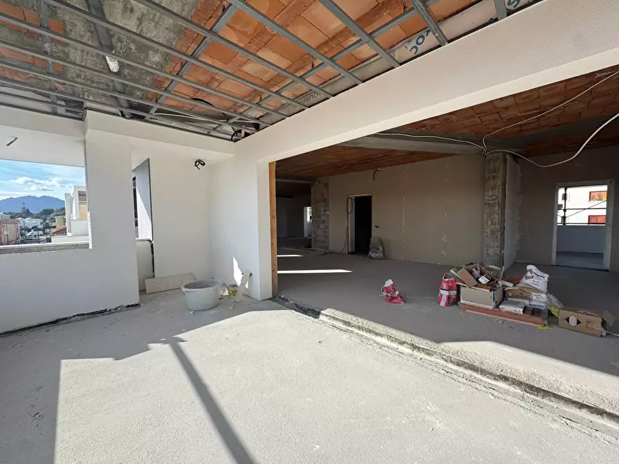 Immagine 36 di Appartamento in vendita  in Via Vela a Olbia