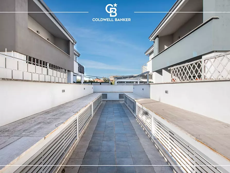 Immagine 19 di Appartamento in vendita  in Via Palaverta 69 a Marino