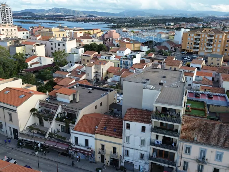 Immagine 14 di Appartamento in vendita  in Corso Umberto 183 a Olbia
