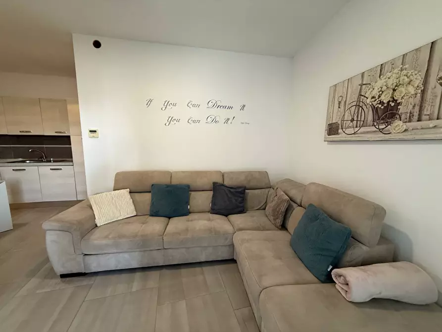 Immagine 24 di Appartamento in vendita  in Corso Umberto 183 a Olbia