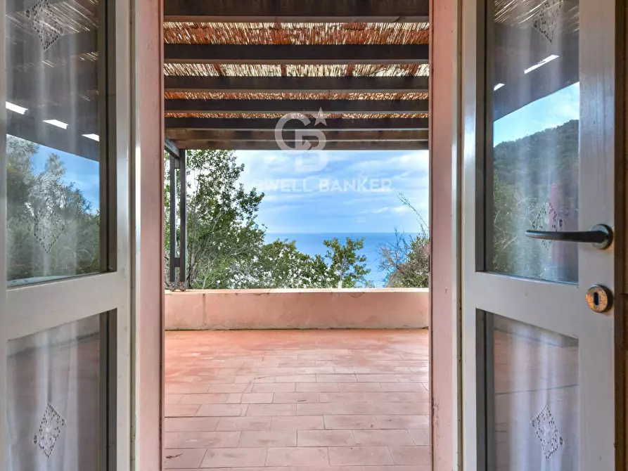 Immagine 10 di Villa in vendita  in Loc. La Cala a Marciana Marina