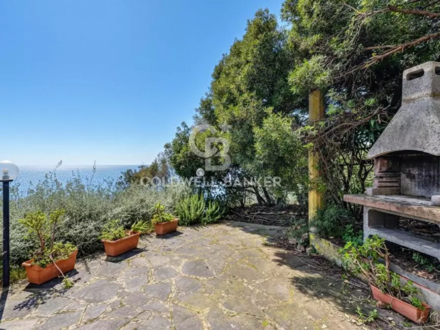 Immagine 33 di Villa in vendita  in Loc. La Cala a Marciana Marina