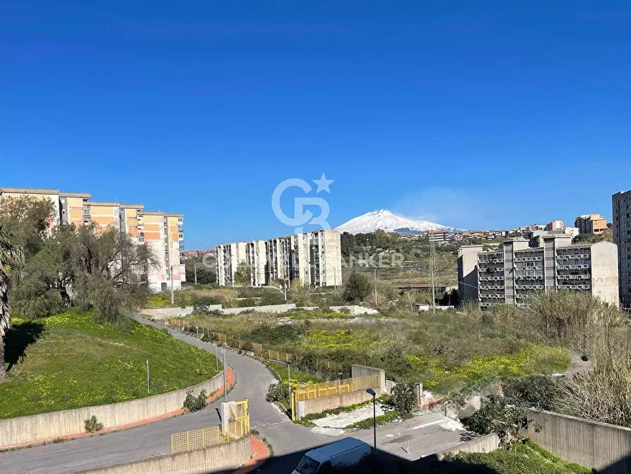 Immagine 12 di Appartamento in vendita  in Viale Moncada 13 a Catania