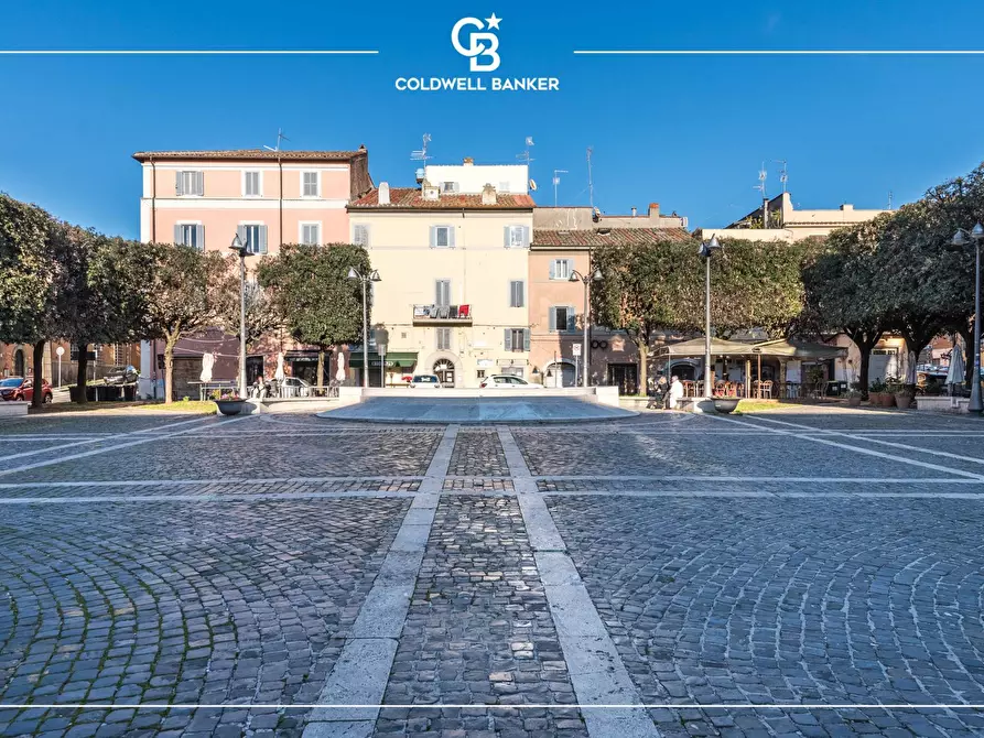 Immagine 1 di Appartamento in vendita  in Piazza Pia 21 a Albano Laziale