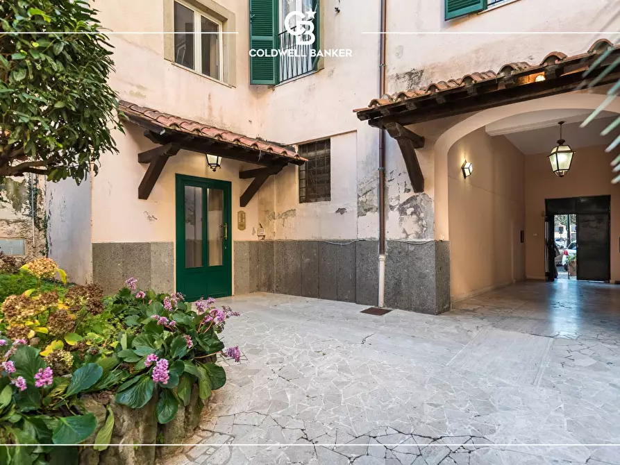 Immagine 4 di Appartamento in vendita  in Piazza Pia 21 a Albano Laziale