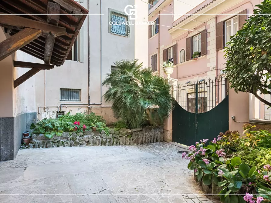 Immagine 17 di Appartamento in vendita  in Piazza Pia 21 a Albano Laziale