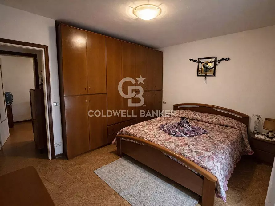 Immagine 4 di Appartamento in vendita  in Via del Vapelo a Campo Nell'elba