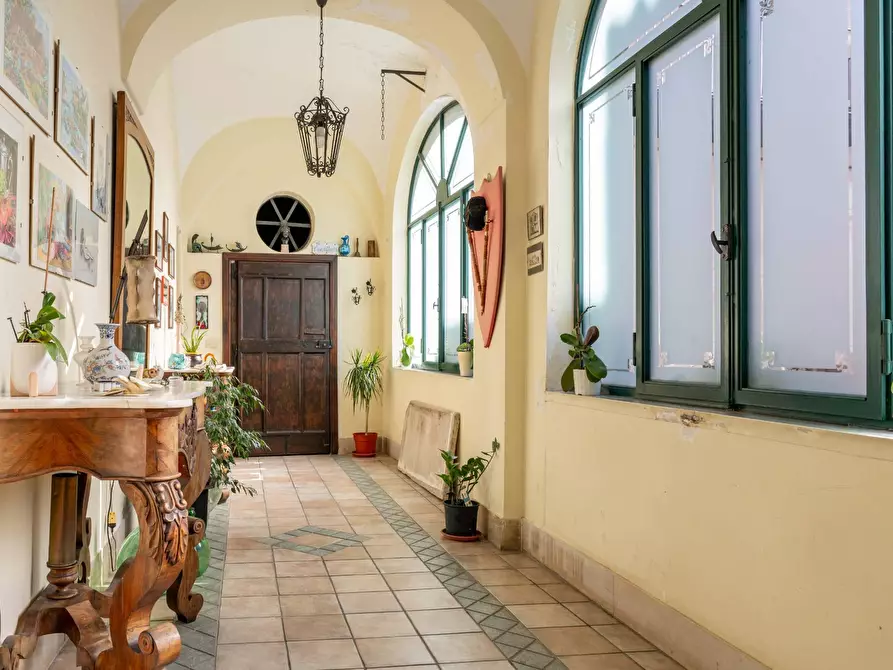 Immagine 4 di Appartamento in vendita  in Corso Umberto I 56 a Cava De' Tirreni