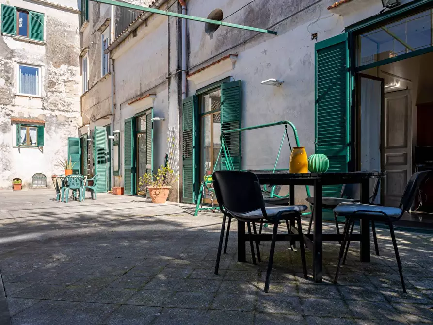 Immagine 9 di Appartamento in vendita  in Corso Umberto I 56 a Cava De' Tirreni