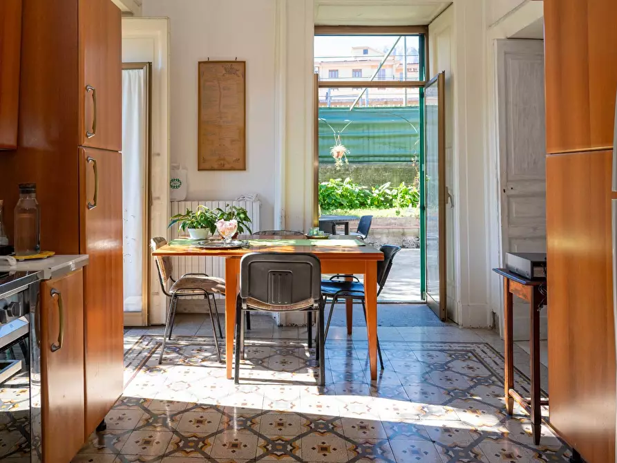 Immagine 13 di Appartamento in vendita  in Corso Umberto I 56 a Cava De' Tirreni