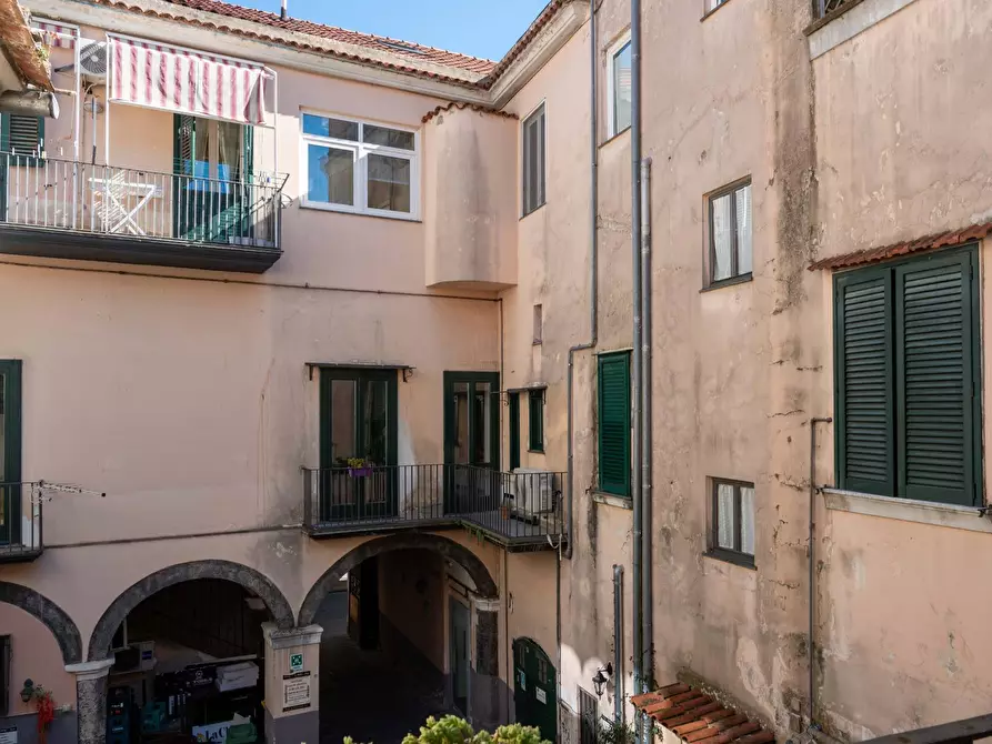 Immagine 27 di Appartamento in vendita  in Corso Umberto I 56 a Cava De' Tirreni