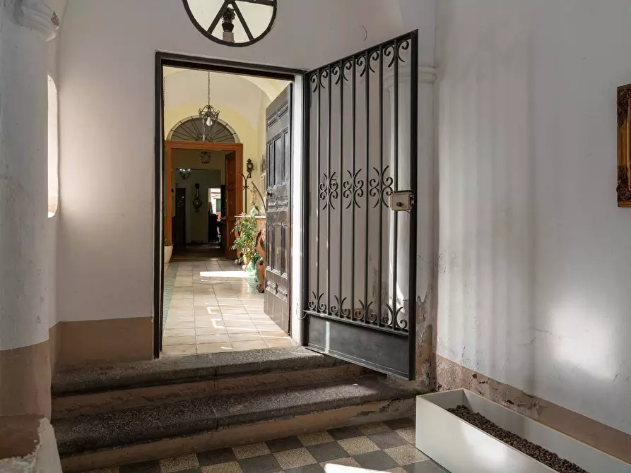 Immagine 26 di Appartamento in vendita  in Corso Umberto I 56 a Cava De' Tirreni