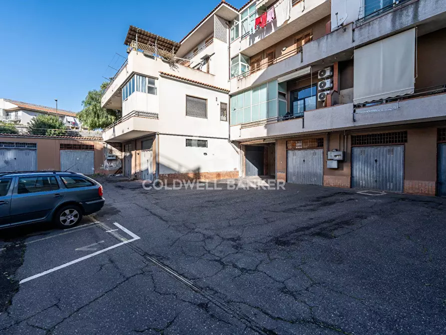 Immagine 27 di Appartamento in vendita  in Via Firenze 99 a Aci Castello