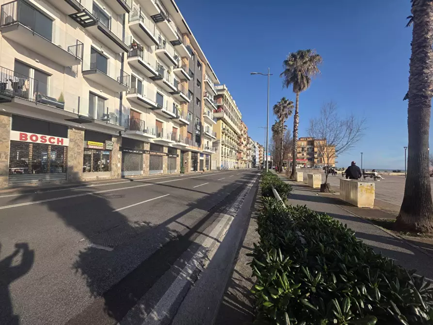 Immagine 1 di Ufficio in vendita  in Via Ludovico Ametrano 5 a Salerno