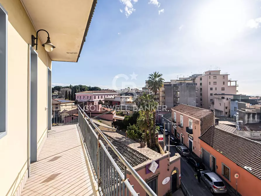 Immagine 27 di Appartamento in affitto  in via etnea 244 a Gravina Di Catania