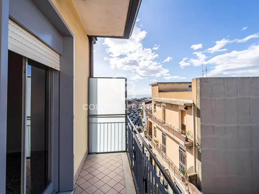 Immagine 29 di Appartamento in affitto  in via etnea 244 a Gravina Di Catania