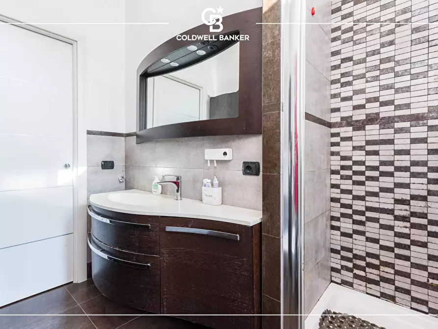 Immagine 12 di Appartamento in vendita  in Via Principessa Pignatelli 32 a Ciampino