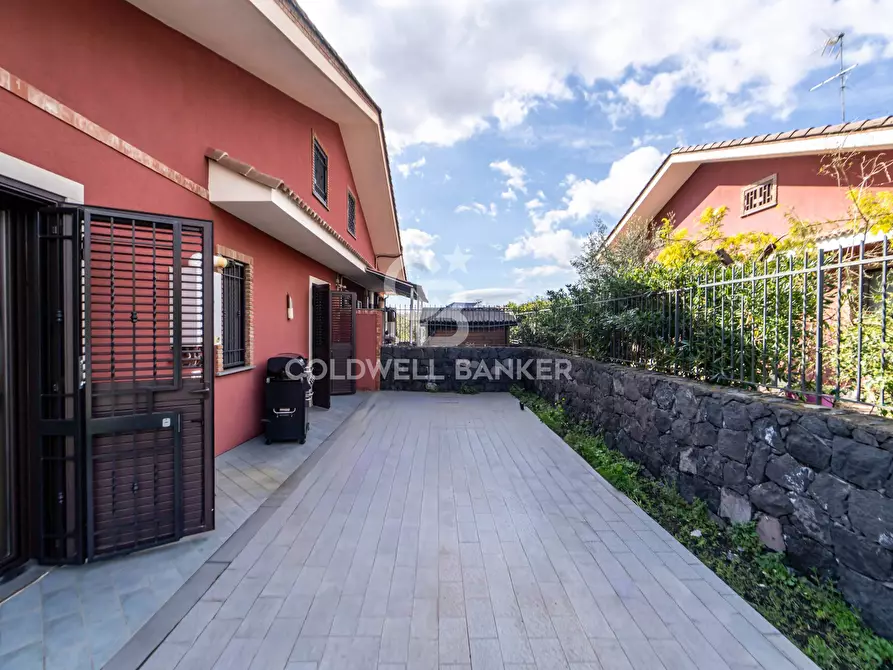 Immagine 8 di Villa in vendita  in Via Madonna di Loreto 13 a Trecastagni