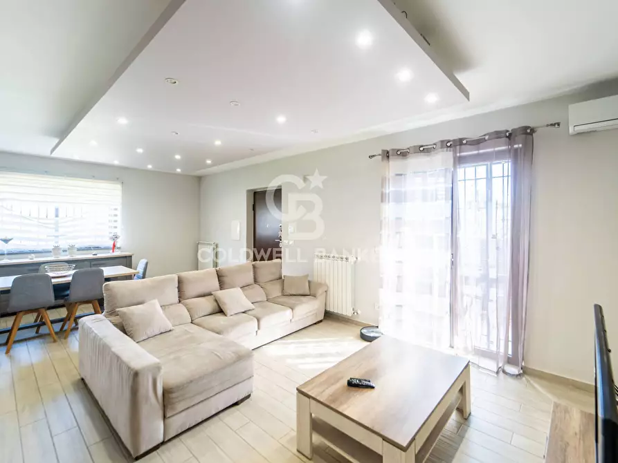 Immagine 14 di Villa in vendita  in Via Madonna di Loreto 13 a Trecastagni