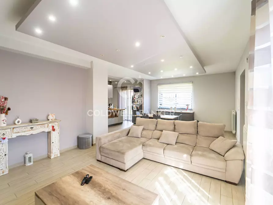 Immagine 16 di Villa in vendita  in Via Madonna di Loreto 13 a Trecastagni