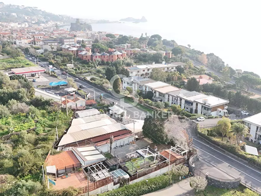 Immagine 3 di Locale commerciale in vendita  in Via XXI Aprile 23 a Aci Castello