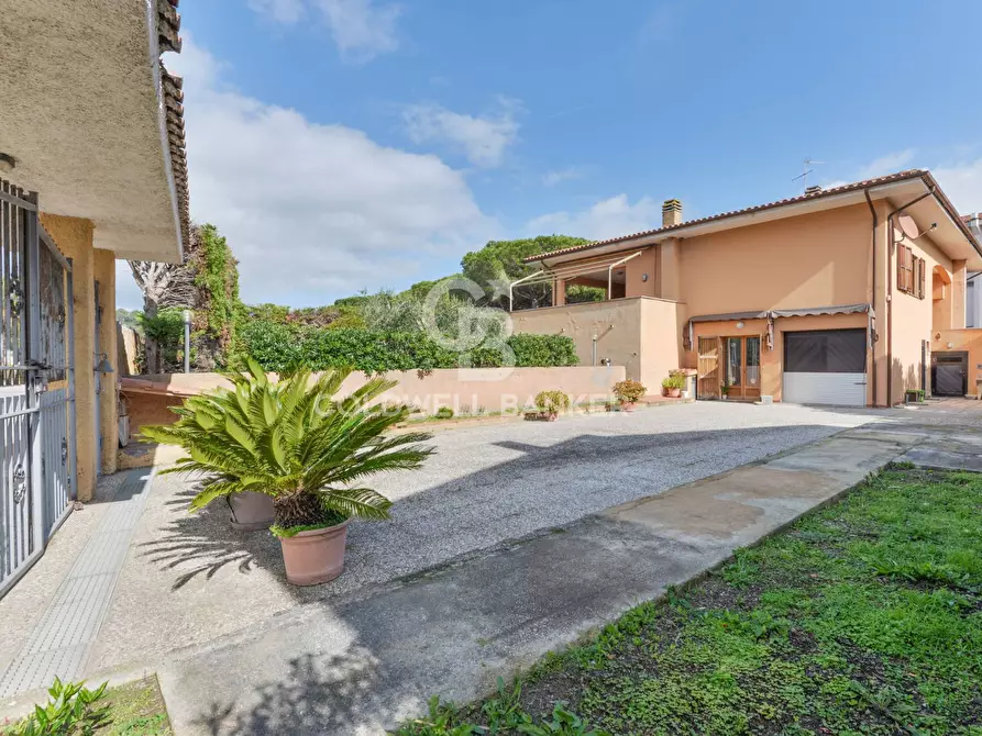 Immagine 56 di Villa in vendita  in Via Giacomo Puccini a Campo Nell'elba