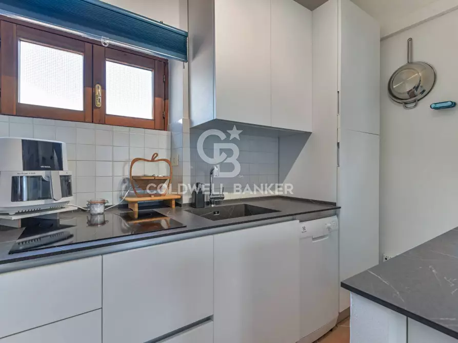 Immagine 7 di Appartamento in vendita  in Salita del Salandro a Campo Nell'elba