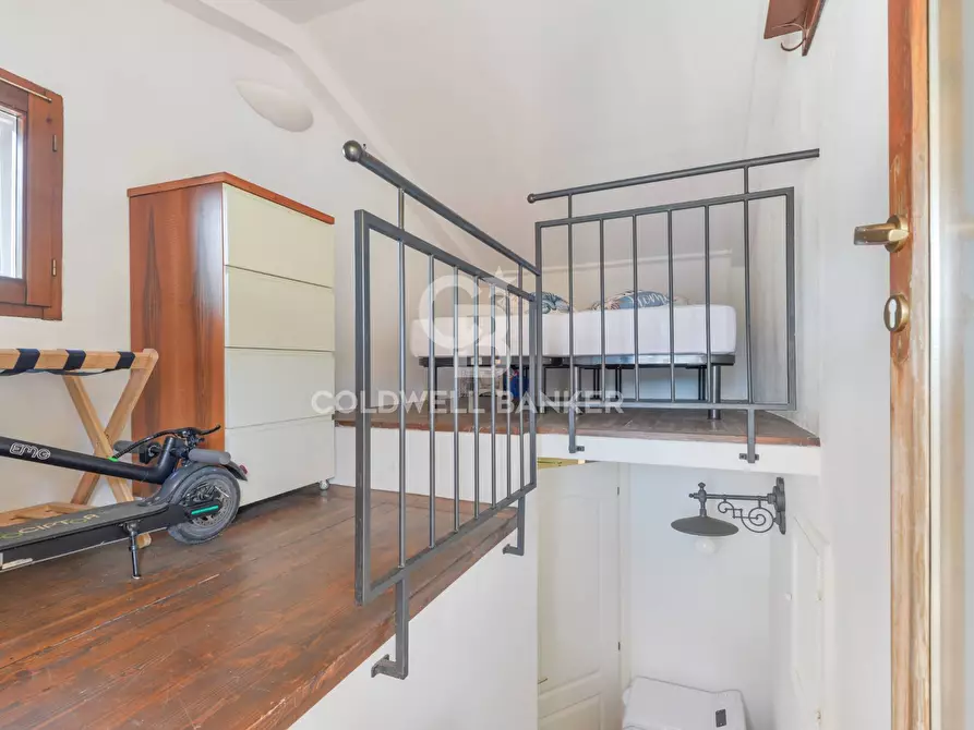 Immagine 25 di Appartamento in vendita  in Salita del Salandro a Campo Nell'elba