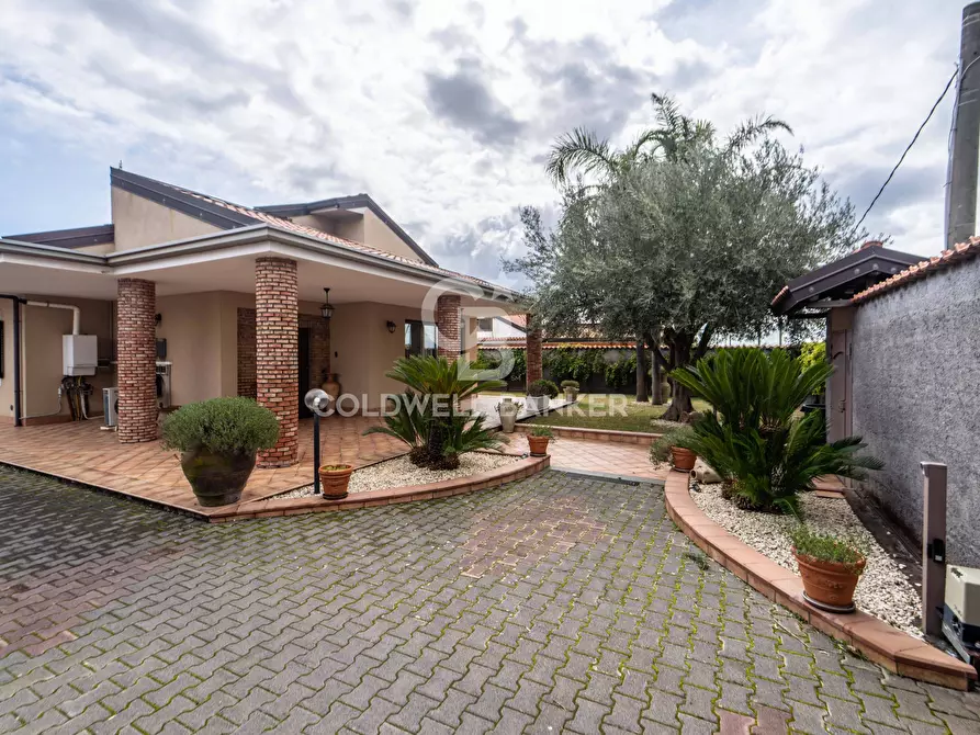 Immagine 1 di Villa in vendita  in Via Perugia 33 a Mascalucia