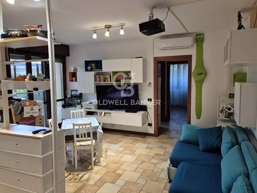 Immagine 6 di Appartamento in vendita  in Via Giuseppe Dossetti a Tavazzano Con Villavesco