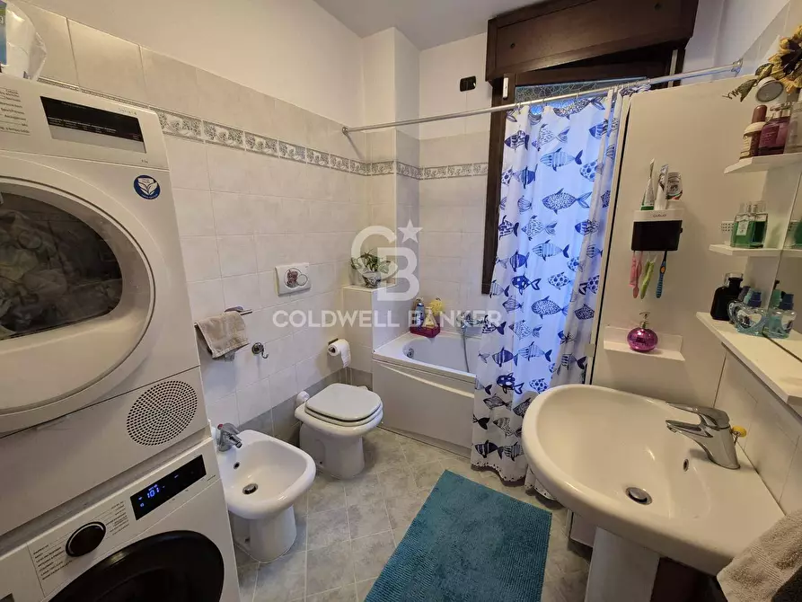 Immagine 10 di Appartamento in vendita  in Via Giuseppe Dossetti a Tavazzano Con Villavesco