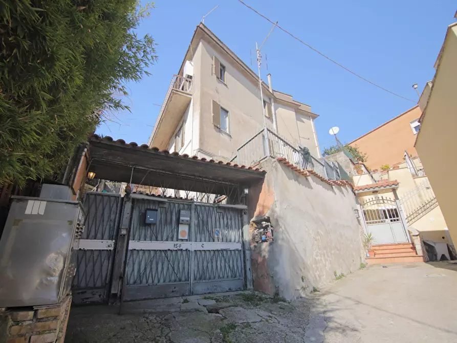 Immagine 15 di Appartamento in vendita  in Via Cornelia 150 a Roma