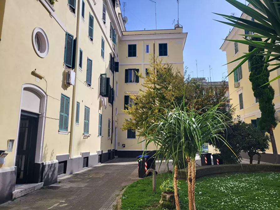 Immagine 23 di Appartamento in vendita  in Via Galileo Ferraris 2 a Roma