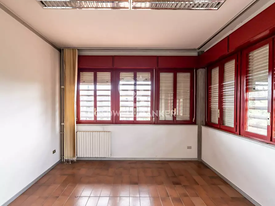 Immagine 65 di Ufficio in vendita  a San Giovanni La Punta