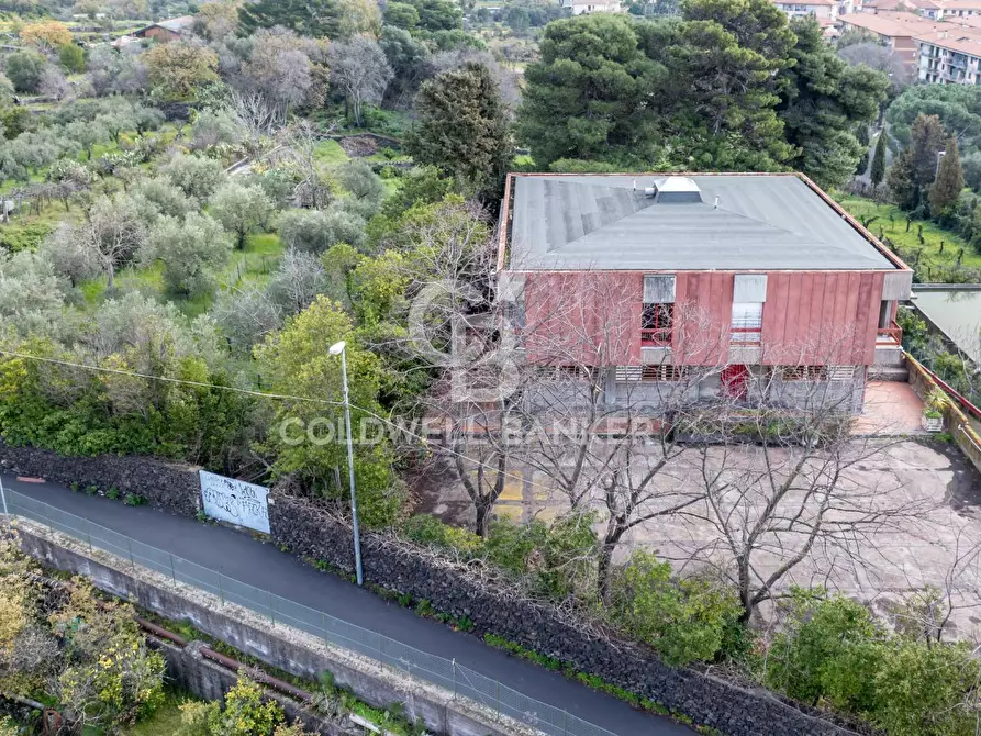 Immagine 100 di Ufficio in vendita  a San Giovanni La Punta