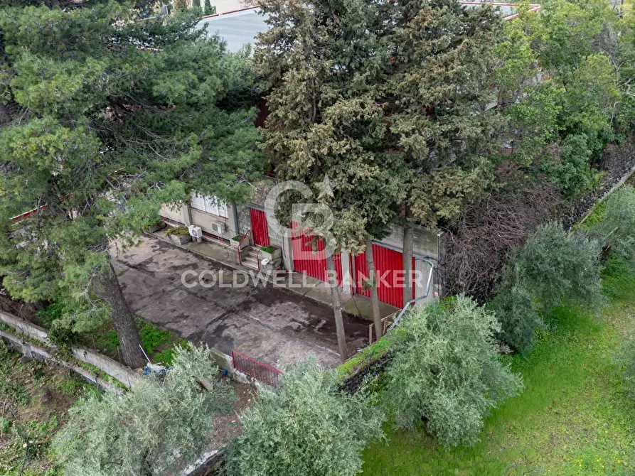 Immagine 107 di Ufficio in vendita  a San Giovanni La Punta