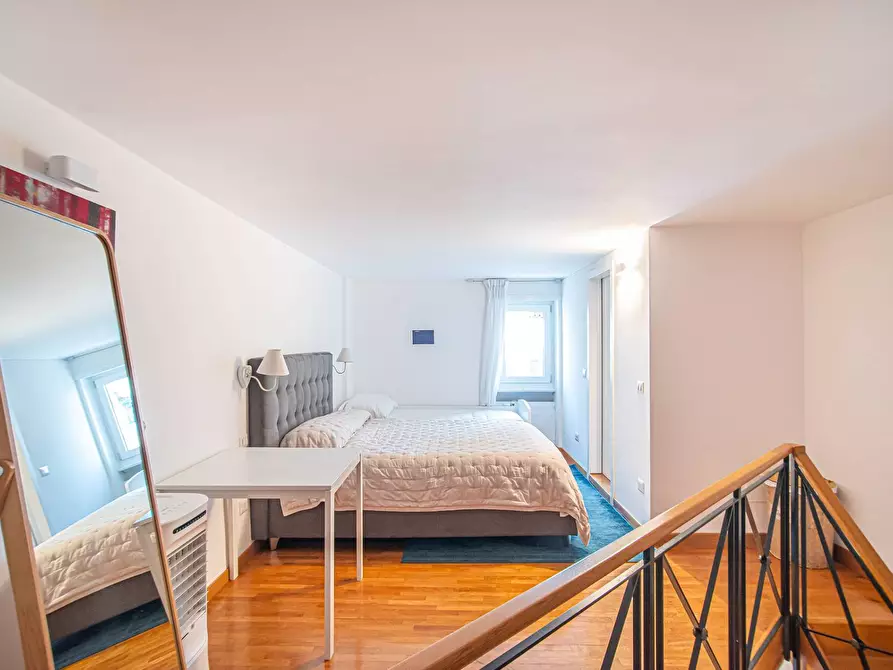 Immagine 10 di Appartamento in vendita  in Via Archimede a Roma