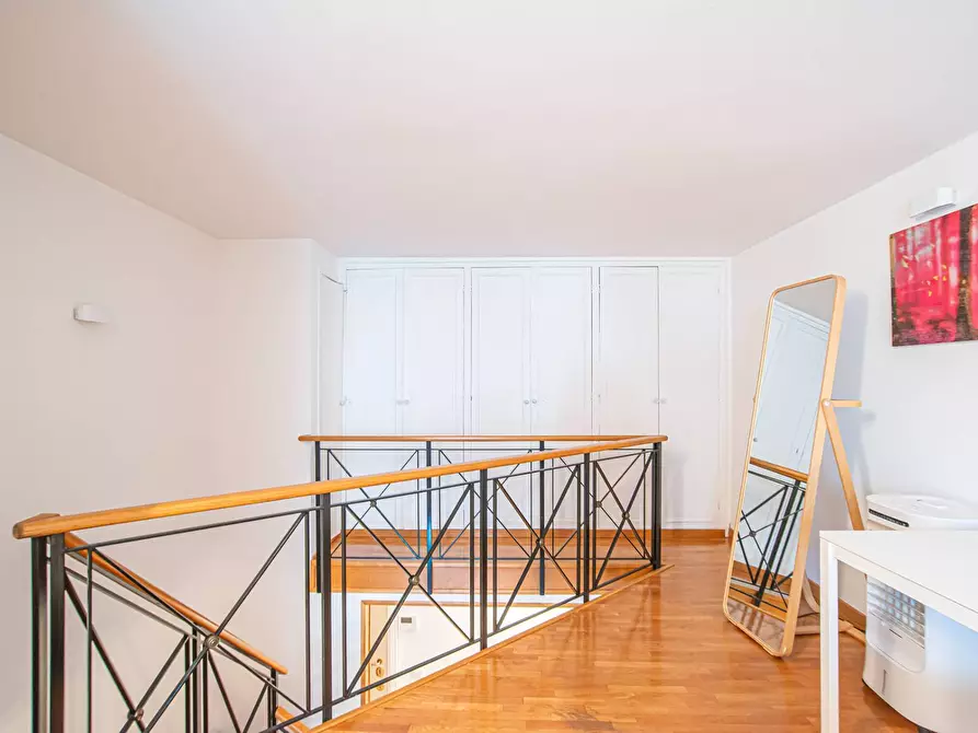 Immagine 15 di Appartamento in vendita  in Via Archimede a Roma